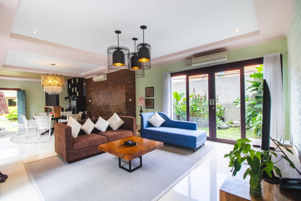 A guest room - living area at Natya Villa Jimbaran (photo 7)