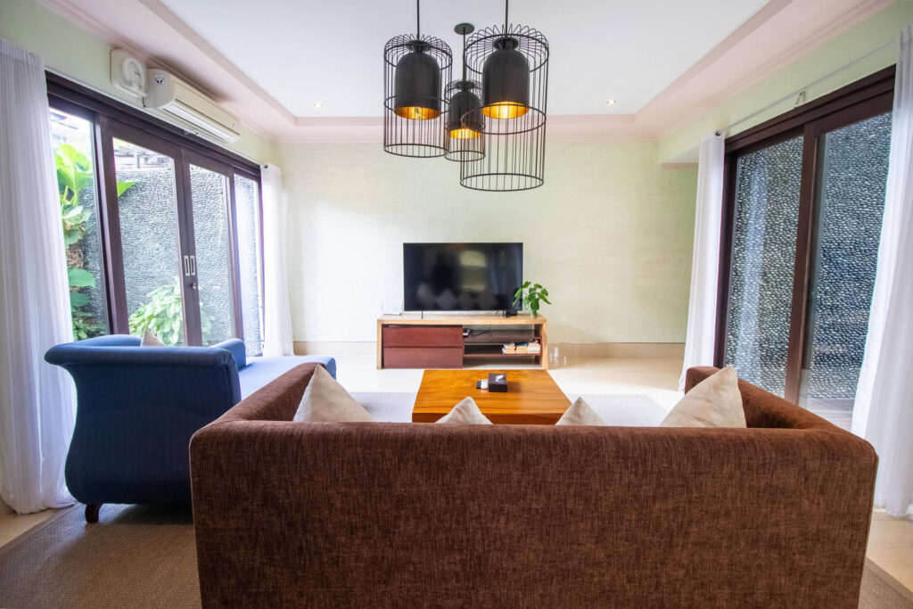 A guest room - living area at Natya Villa Jimbaran (photo 8)