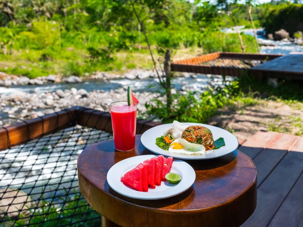 Breakfast service at Natya River Sidemen (photo 1)