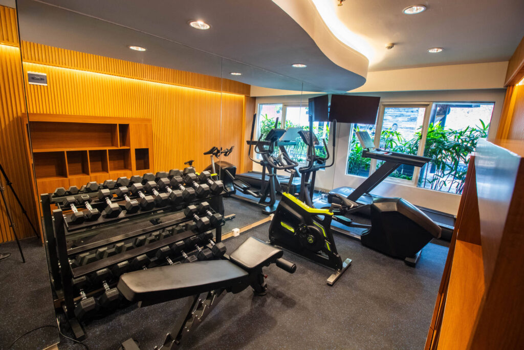 The gym at Natya Hotel Kuta (photo 3)