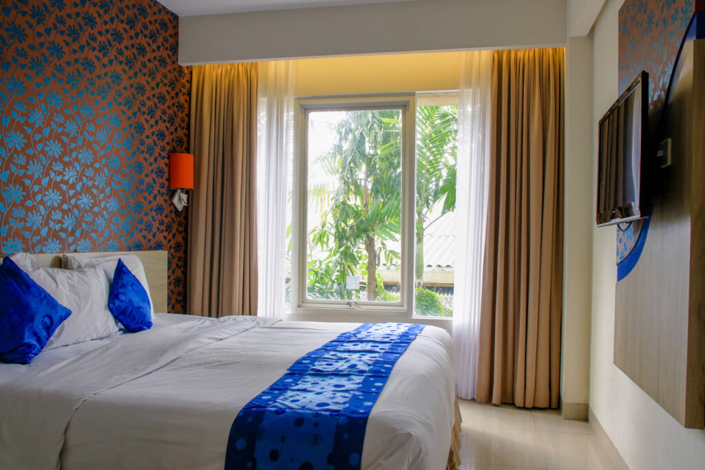 The Superior Room at Natya Hotel Kuta (photo 6)