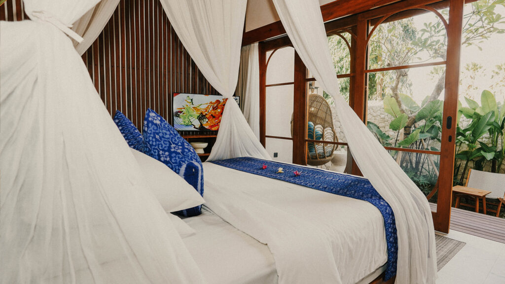 Villa with Garden View